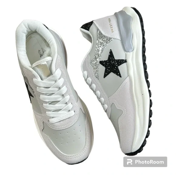 Vintage Havana Women’s Run Fashion Sneakers White Grey Silver - Picture 2 of 6